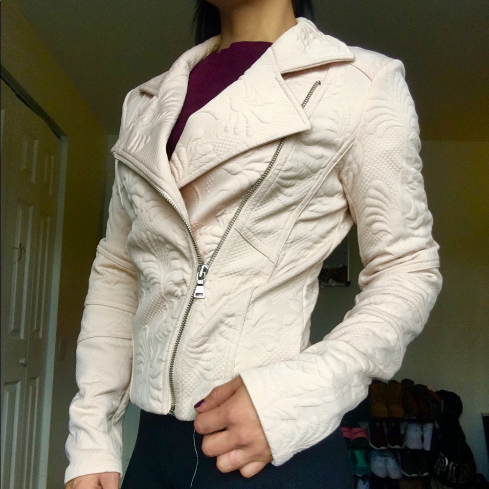 Express Jacket - Picture 2 of 4